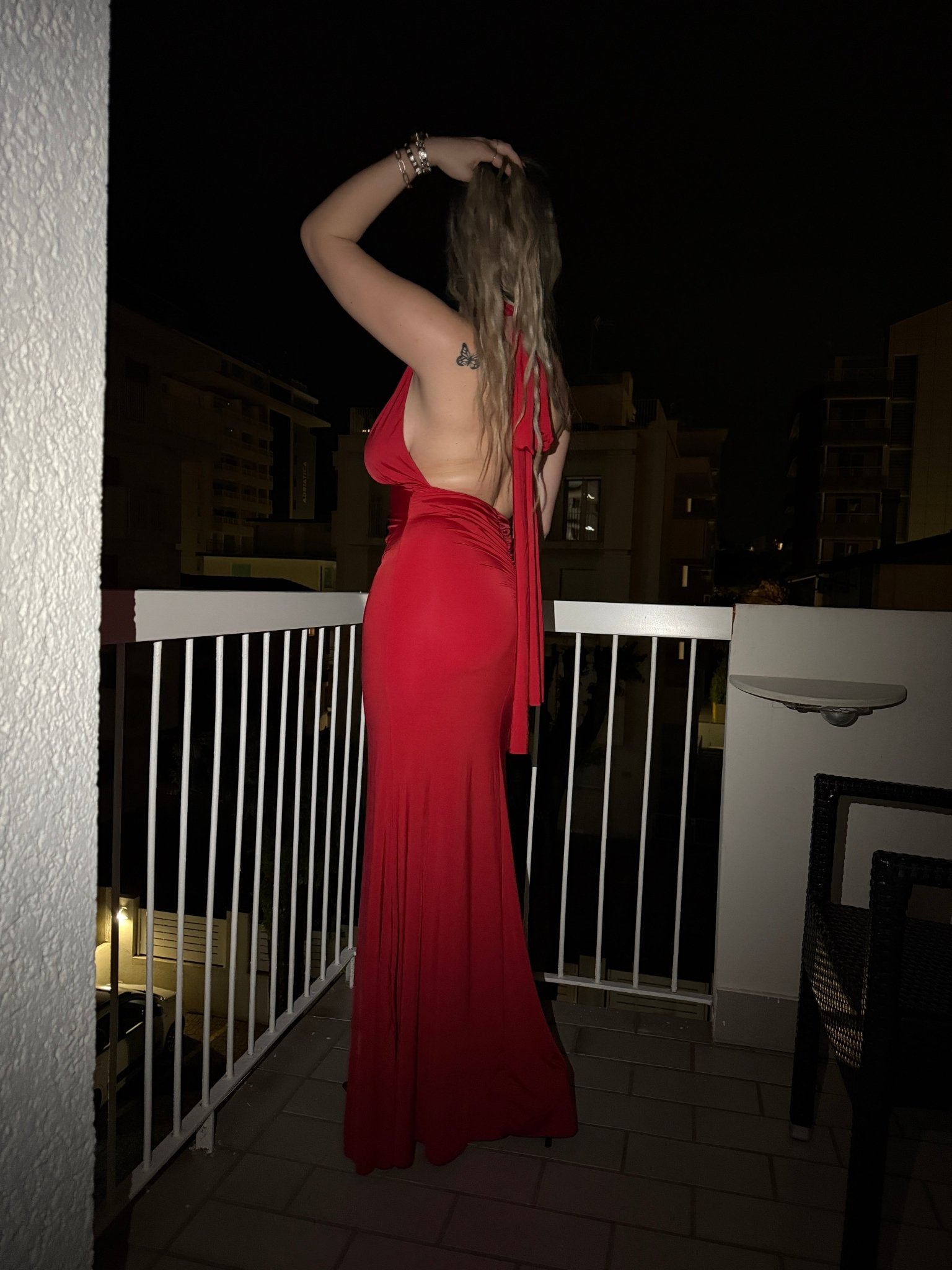 Abito aderente rosso con scollo a barchetta | consegna 24/48h – R.a Abito aderente rosso con scollo a barchetta | consegna 24/48h – R.a