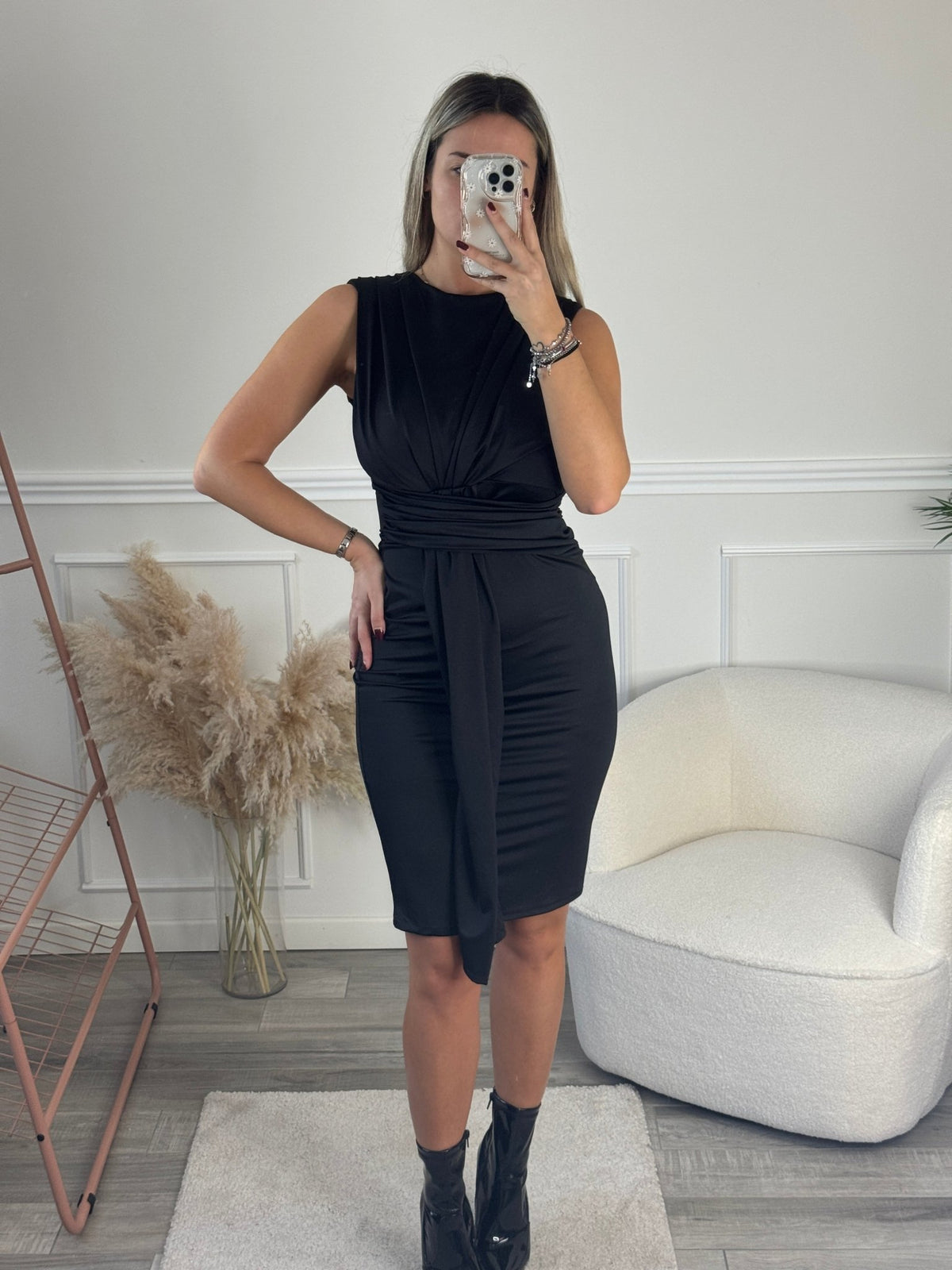 Vestito lungo smanicato in raso con drappeggio - Follie by Alice