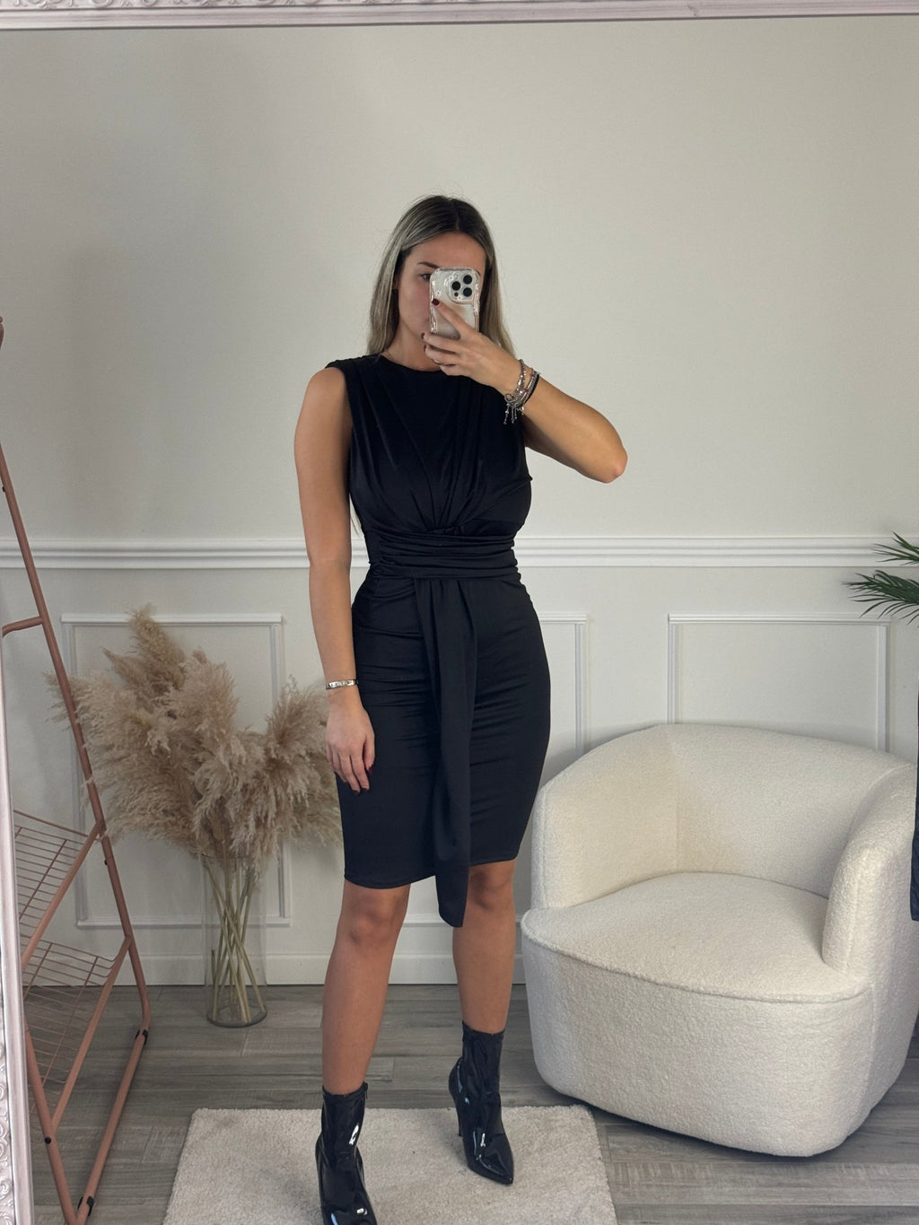 Vestito lungo smanicato in raso con drappeggio - Follie by Alice