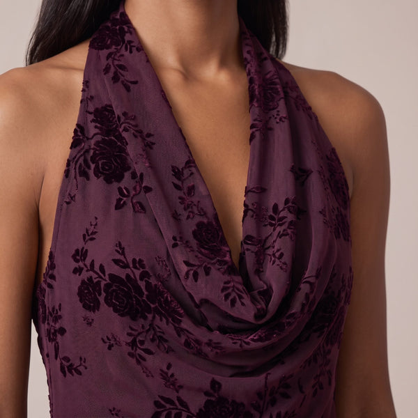 Vestito lungo velato con scollo a cappuccio e rose in pizzo di velluto ROSALIE - Follie by Alice