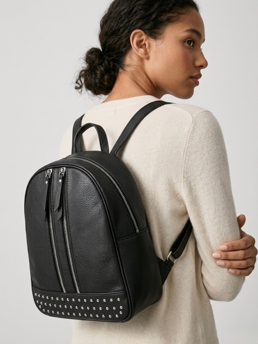 Zaino con borchie e zip - Follie by Alice Immagine principale del prodotto