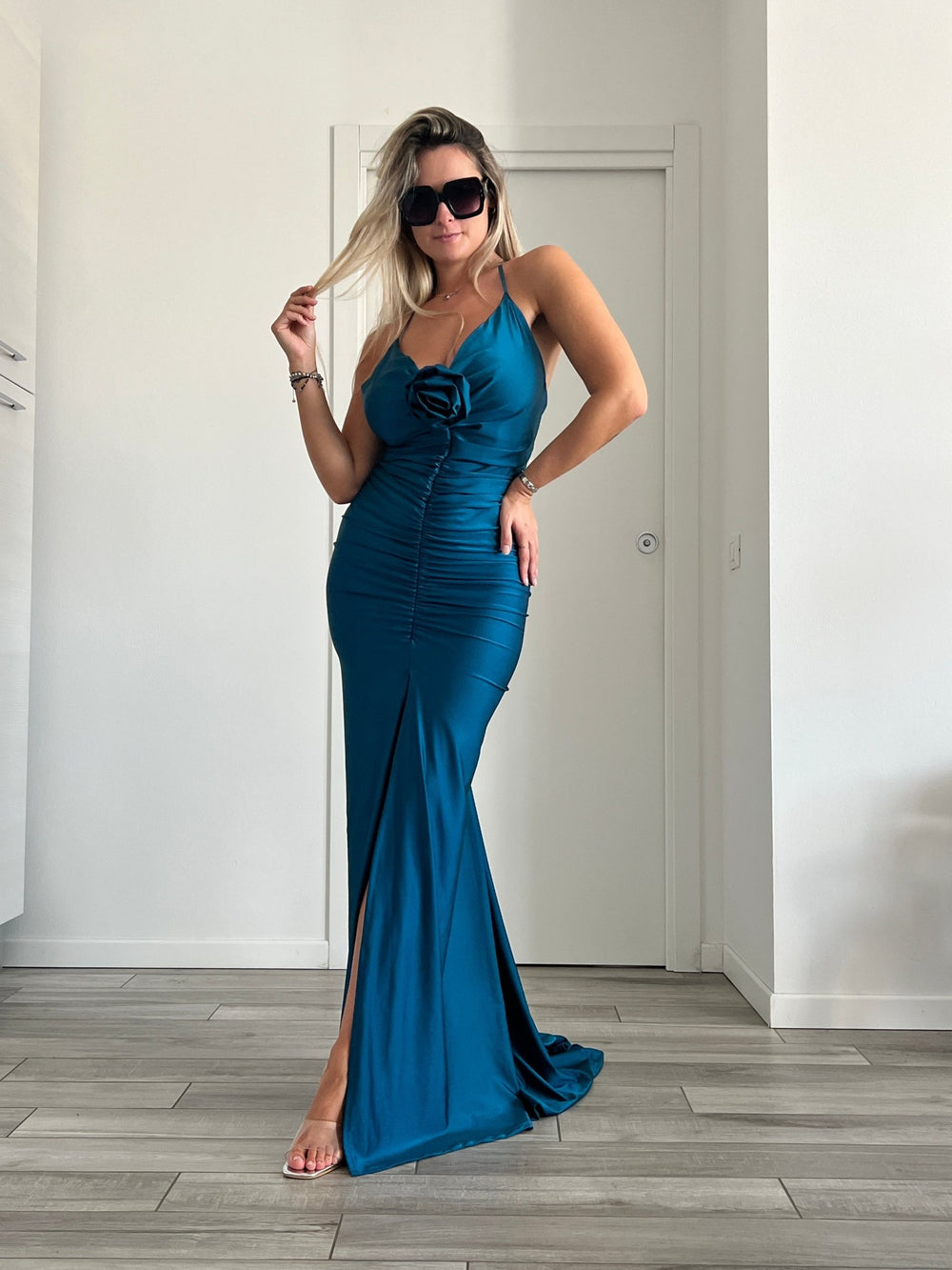 Abito Da Cerimonia Color Ottanio Abito A Sirena Con Strascico E