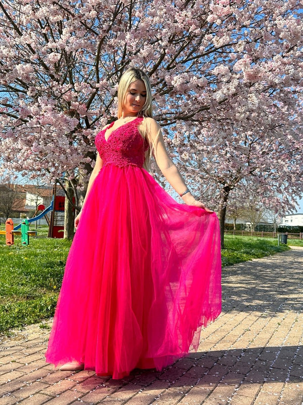 Abito fucsia con gonna in tulle, ricami in pizzo e perline - Follie by Alice