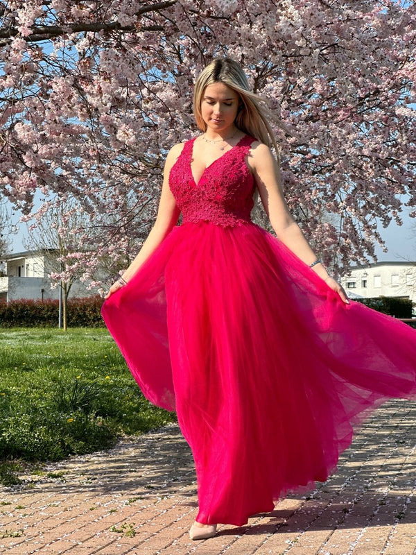 Abito fucsia con gonna in tulle, ricami in pizzo e perline - Follie by Alice