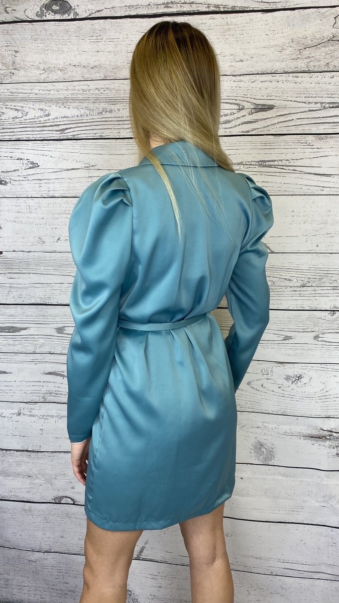 Trench turchese con bottoni argento – alternate