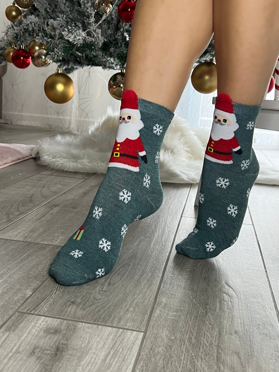 Calzini grigi con Babbo Natale e fiocchi di neve - Follie by Alice