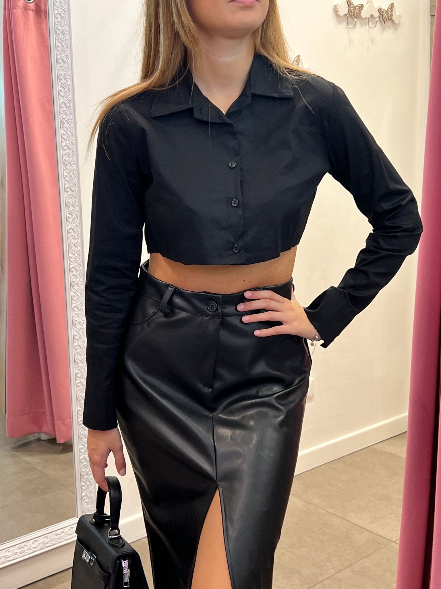 Camicia nera corta a maniche lunghe Immagine secondaria del prodotto