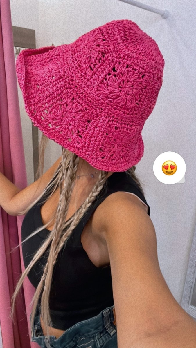 Cappello fucsia all'uncinetto - Follie by Alice
