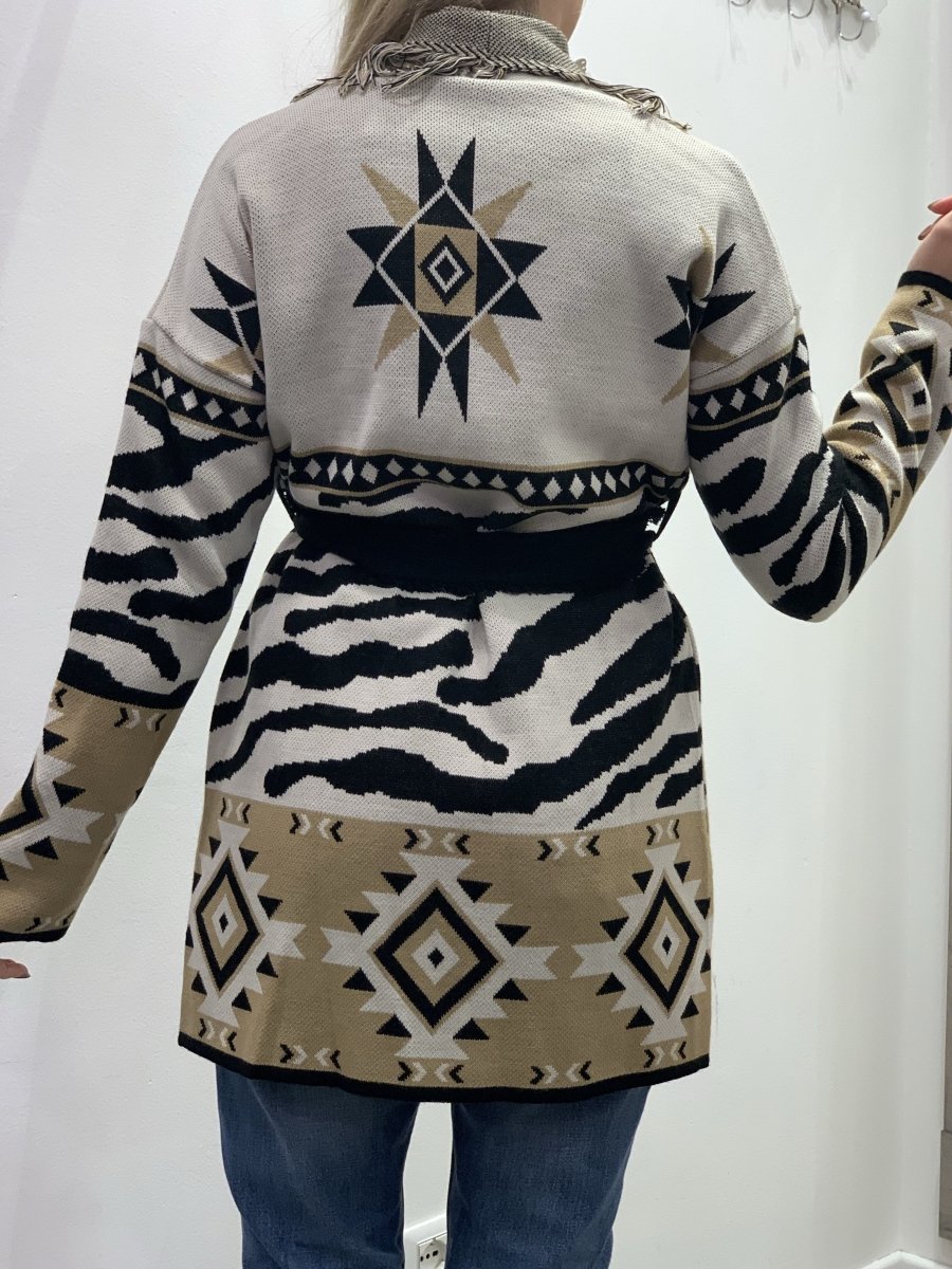 Cardigan bianco zebrato con frangette – alternate