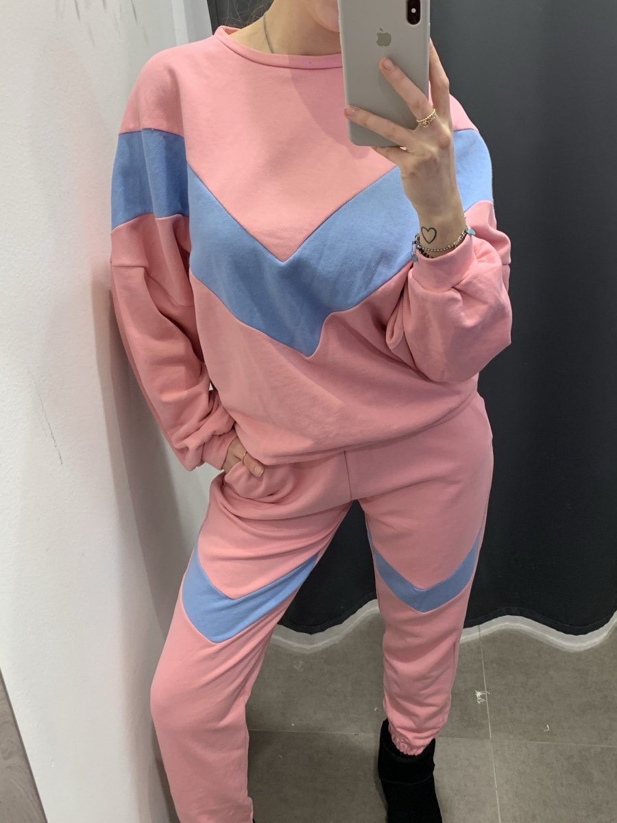 Felpa girocollo rosa con banda azzurra – alternate