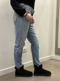 Jeans lunghi Levi's Vintage a caramella con borchie a piramide sulla tasca - Follie by Alice