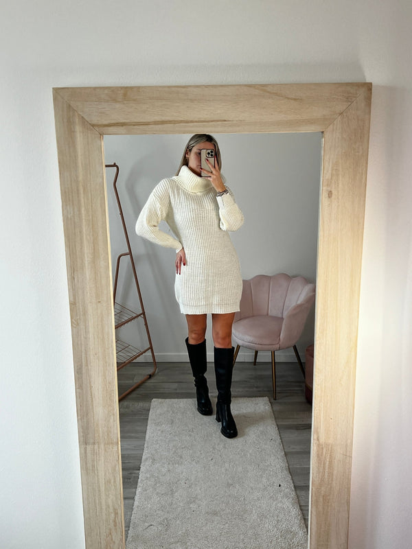 Maxi maglione vestito oversize a collo alto con brillanti - Follie by Alice