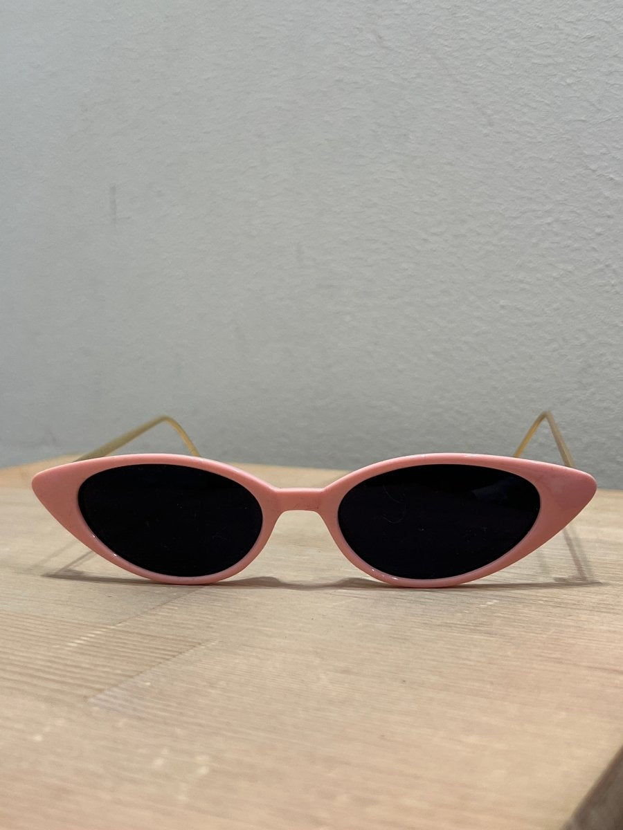 Occhiali da sole rosa occhi di gatto