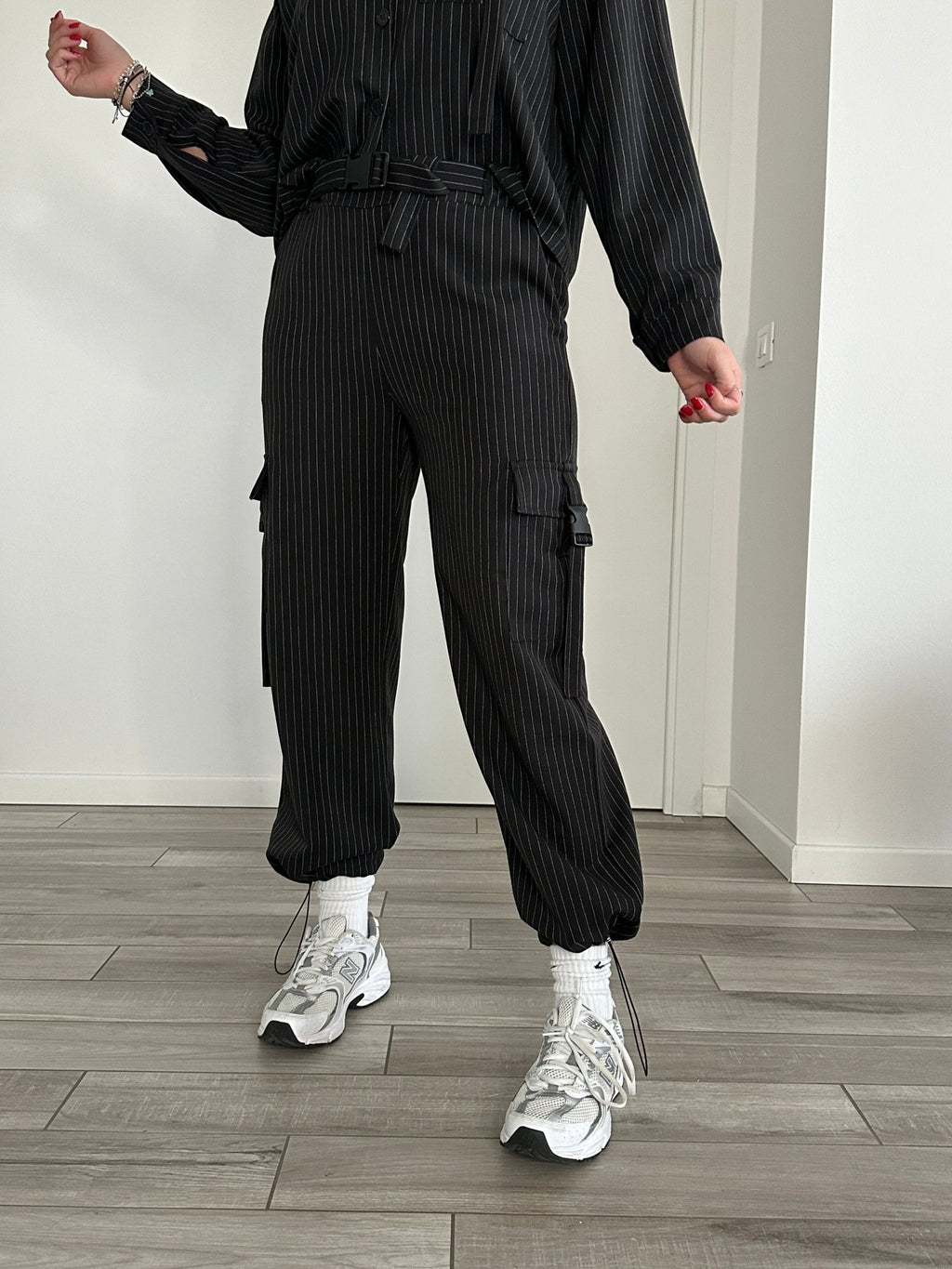 Pantaloni cargo a righe effetto gessato - Follie by Alice