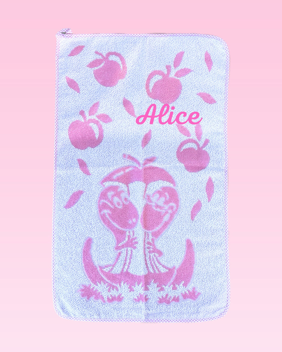Set Asilo Personalizzato da Bambina con Bavaglino e Asciugamano – alternate
