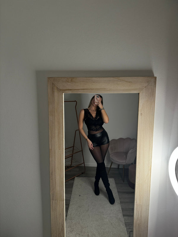 Shorts culotte in similpelle - Follie by Alice