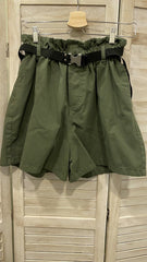 Shorts verdi con vita arricciata - Follie by Alice