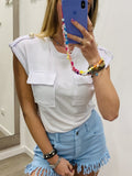 T-shirt bianca con taschini e bottoni gioiello - Follie by Alice