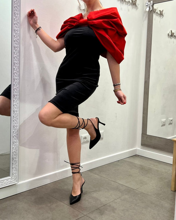 Tubino nero in ciniglia con maxi - fiocco rosso - Follie by Alice