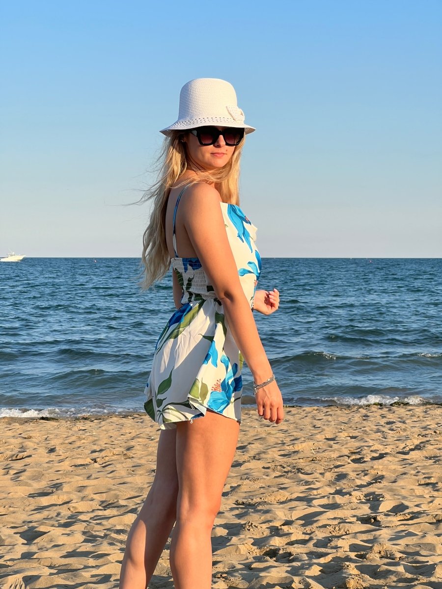 Tutina bianca con pantaloncino a farfalla e stampa floreale - Follie by Alice